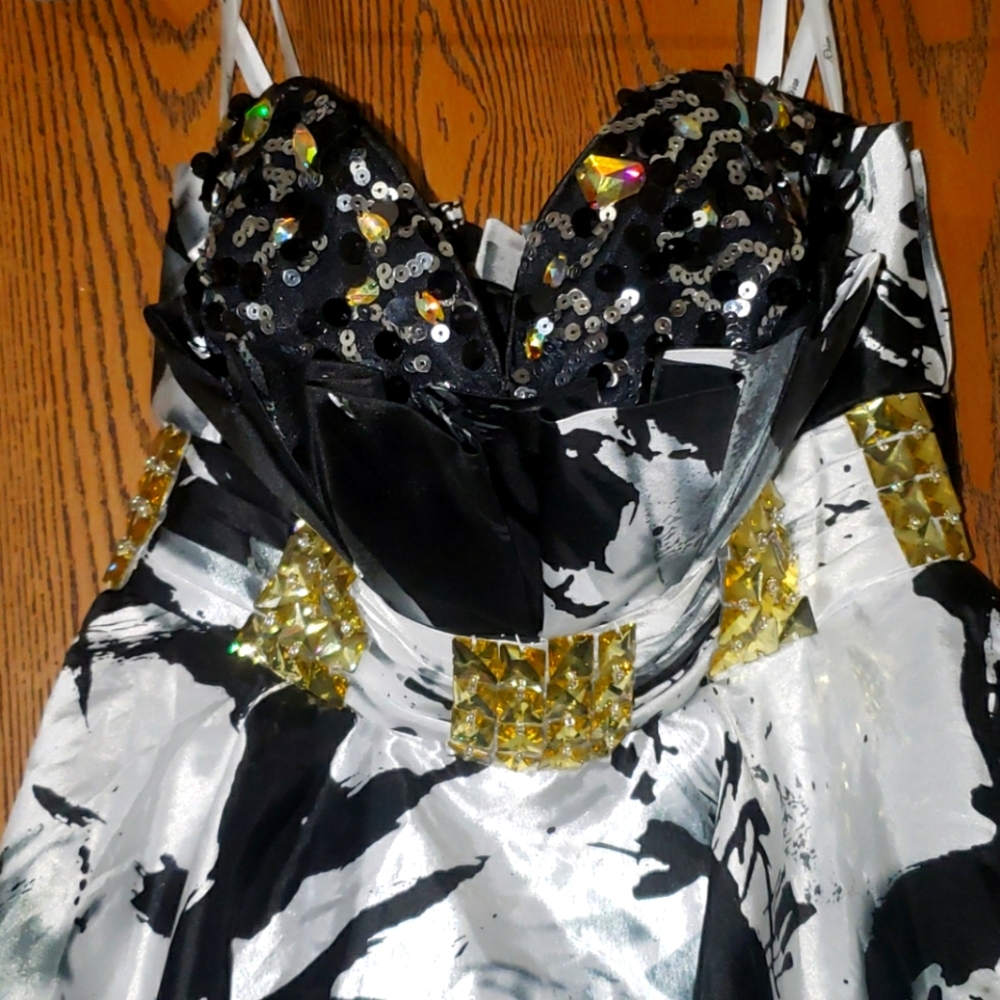 Prom dress
